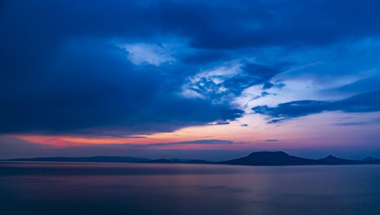 Vihar a Balatonnál