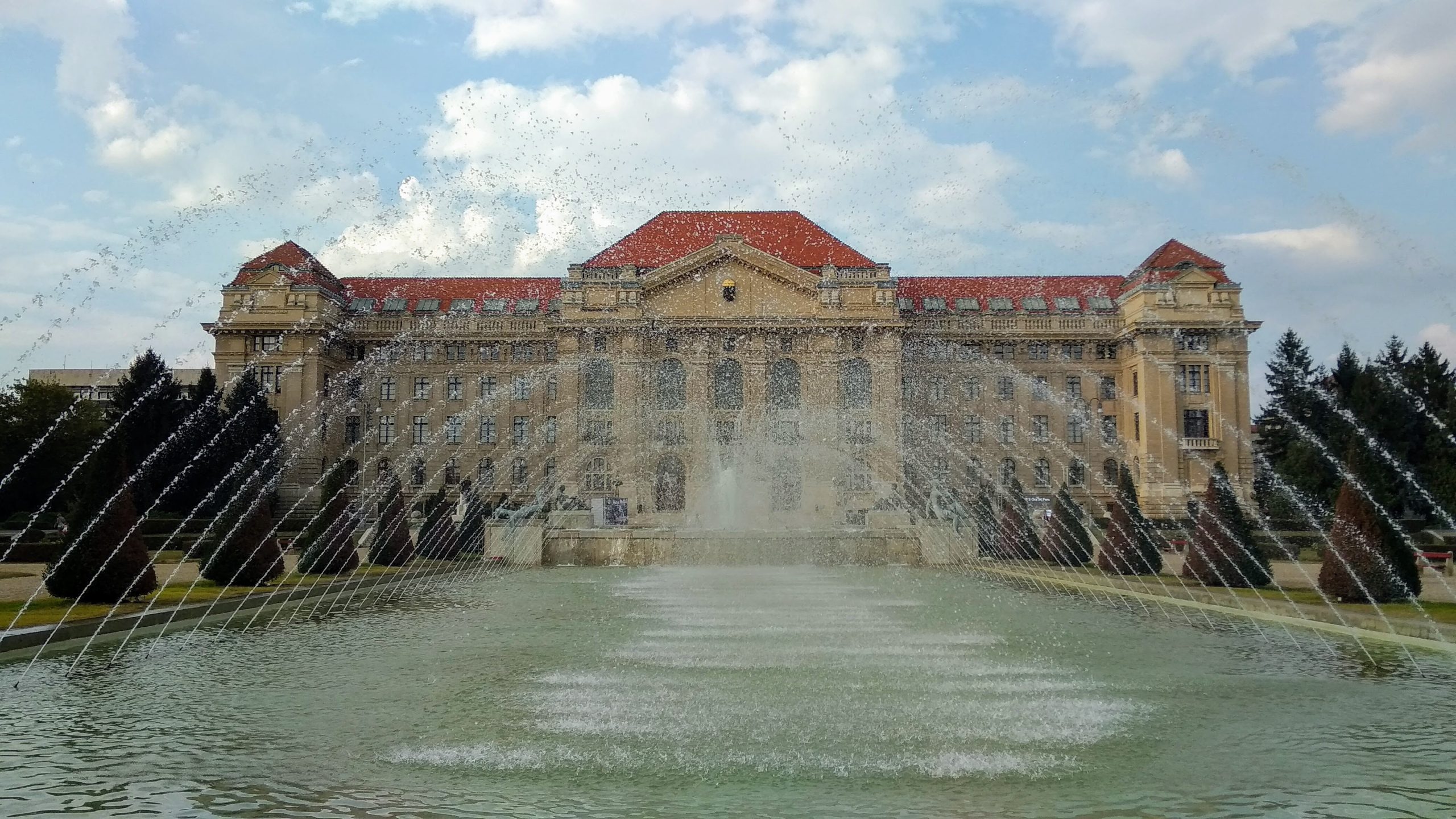 debrecen Egyetem főépülete