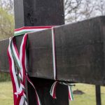 temető magyar zászló babonák