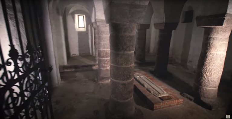 tihanyi apátság királykripta