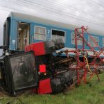 traktor vonat baleset