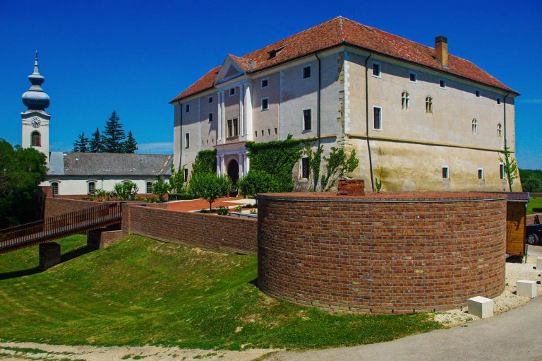 Ozora, Magyarország