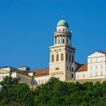 Egyház és katonaság Szent Márton hegyén - pannonhalma