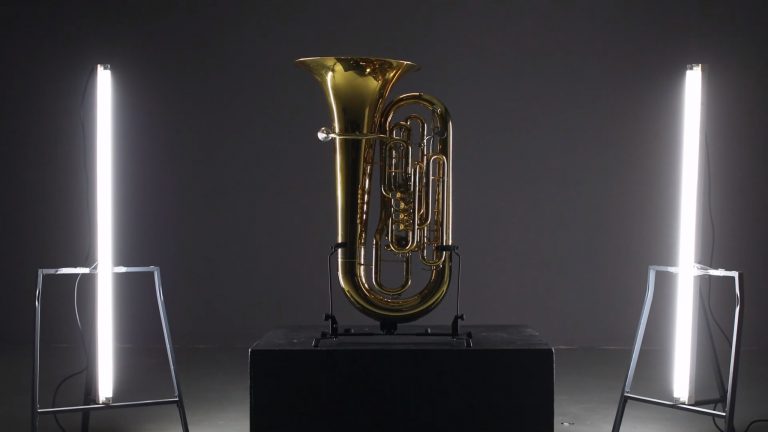 twoba hangszer