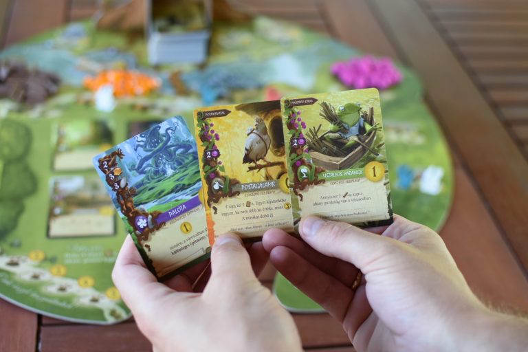 Everdell - Az örökfa árnyékában kézben