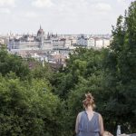 parlament Budapest Mansfeld park panoráma lány (Copy)