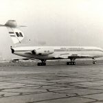 A Malév 240-es járata a kifutón egy ismeretlen orosz reptéren (Wikipédia)