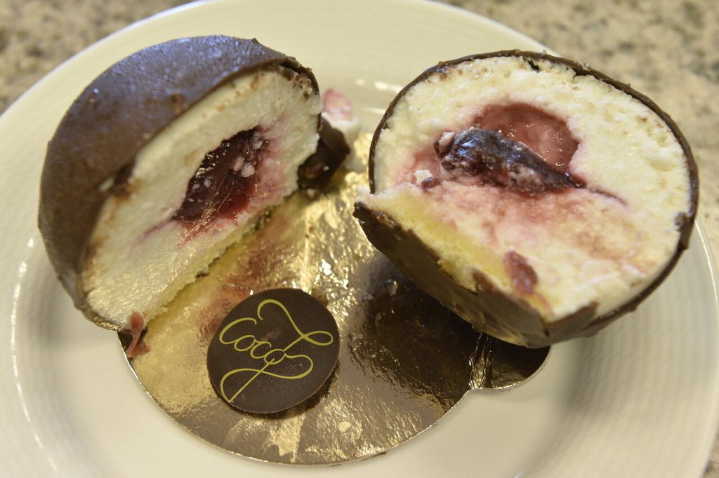 Meggyes, túrókrémes sütemény lett idén Budapest desszertje