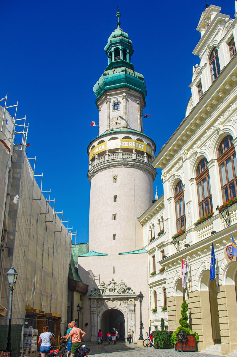 A soproni Tűztorony, a város kapuja