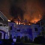 teljes terjedelmében ég a Borostyán Med Hotel tetőszerkezete