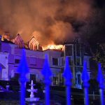 teljes terjedelmében ég a Borostyán Med Hotel tetőszerkezete