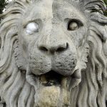 A Lánchíd oroszlánjai restaurálás alatt