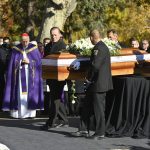 Örök nyugalomra helyezték Mádl Dalmát