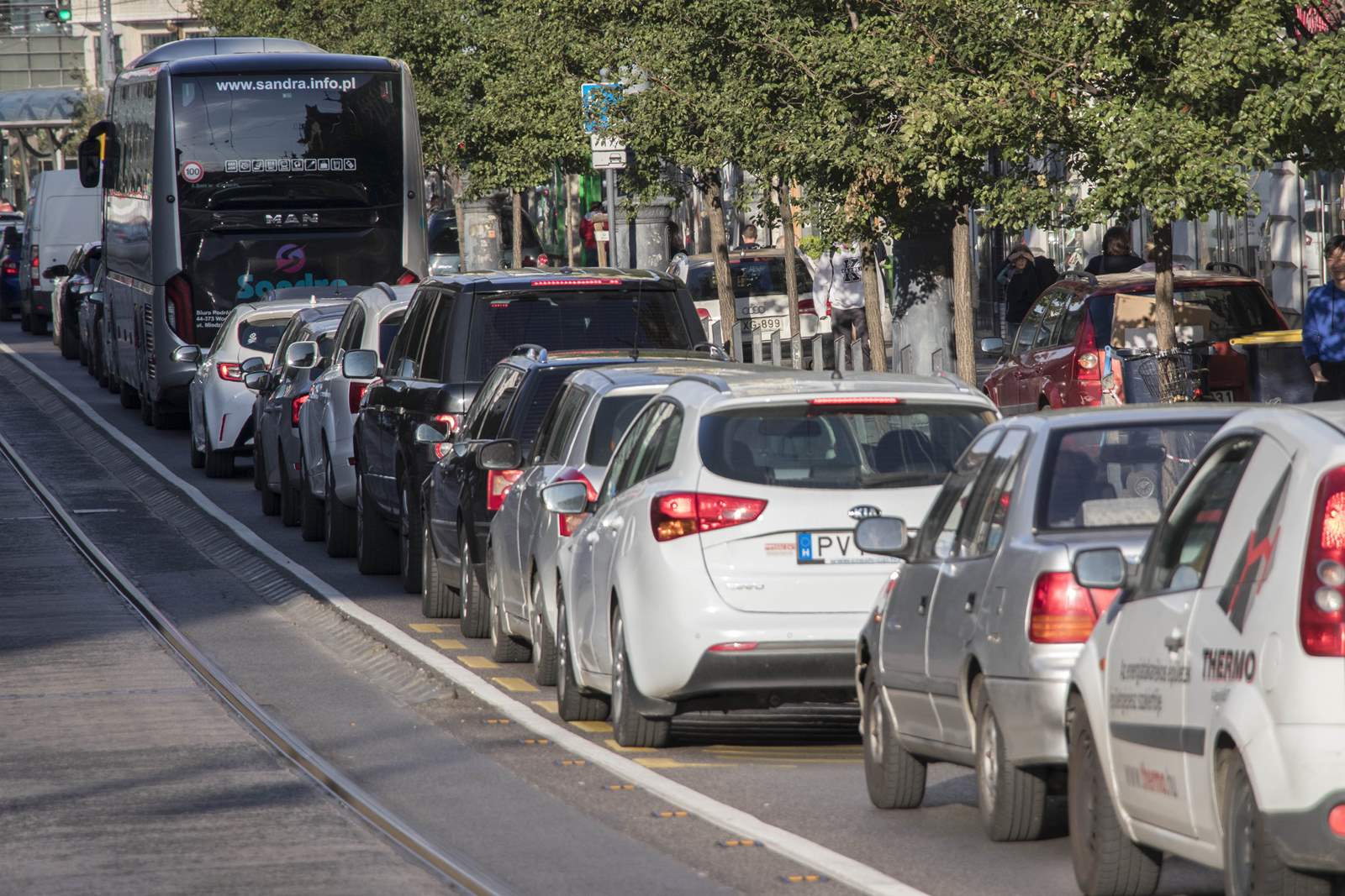 forgalom budapest dugó közlekedés autó
