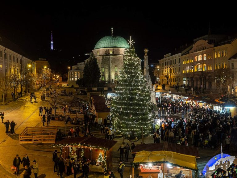 pécs advent karácsonyi vásár