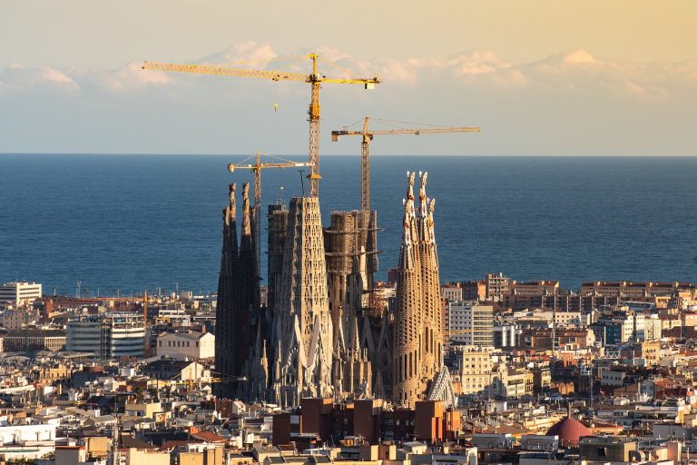 sagrada familia barelona spanyolország