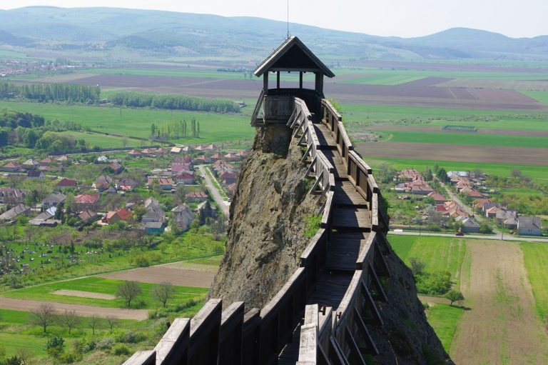 A sziklaszirt őrbódéja - Boldogkő