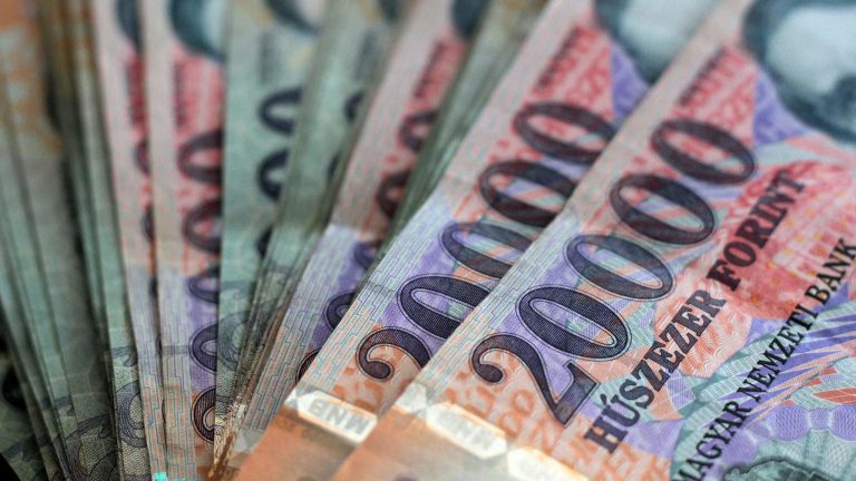 forint helyi pénzek