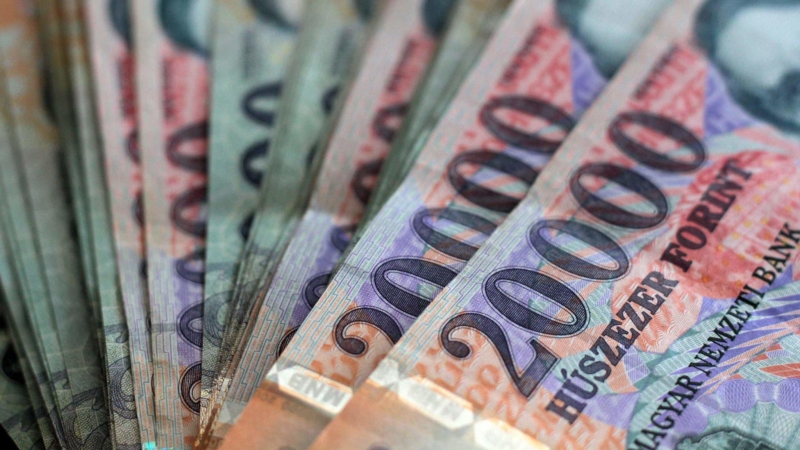 forint helyi pénzek