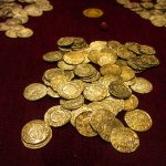 Ezüstpénzek a simontornyai pénzleletből