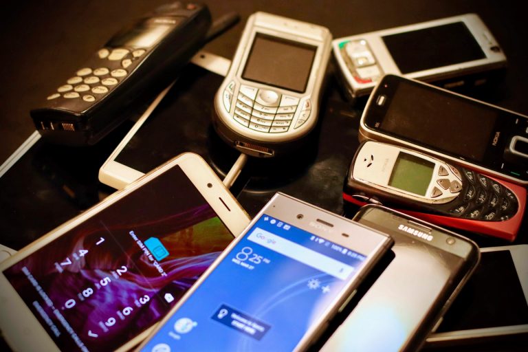 mobiltelefon régi 2g 3g nokia