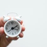 óra, clock