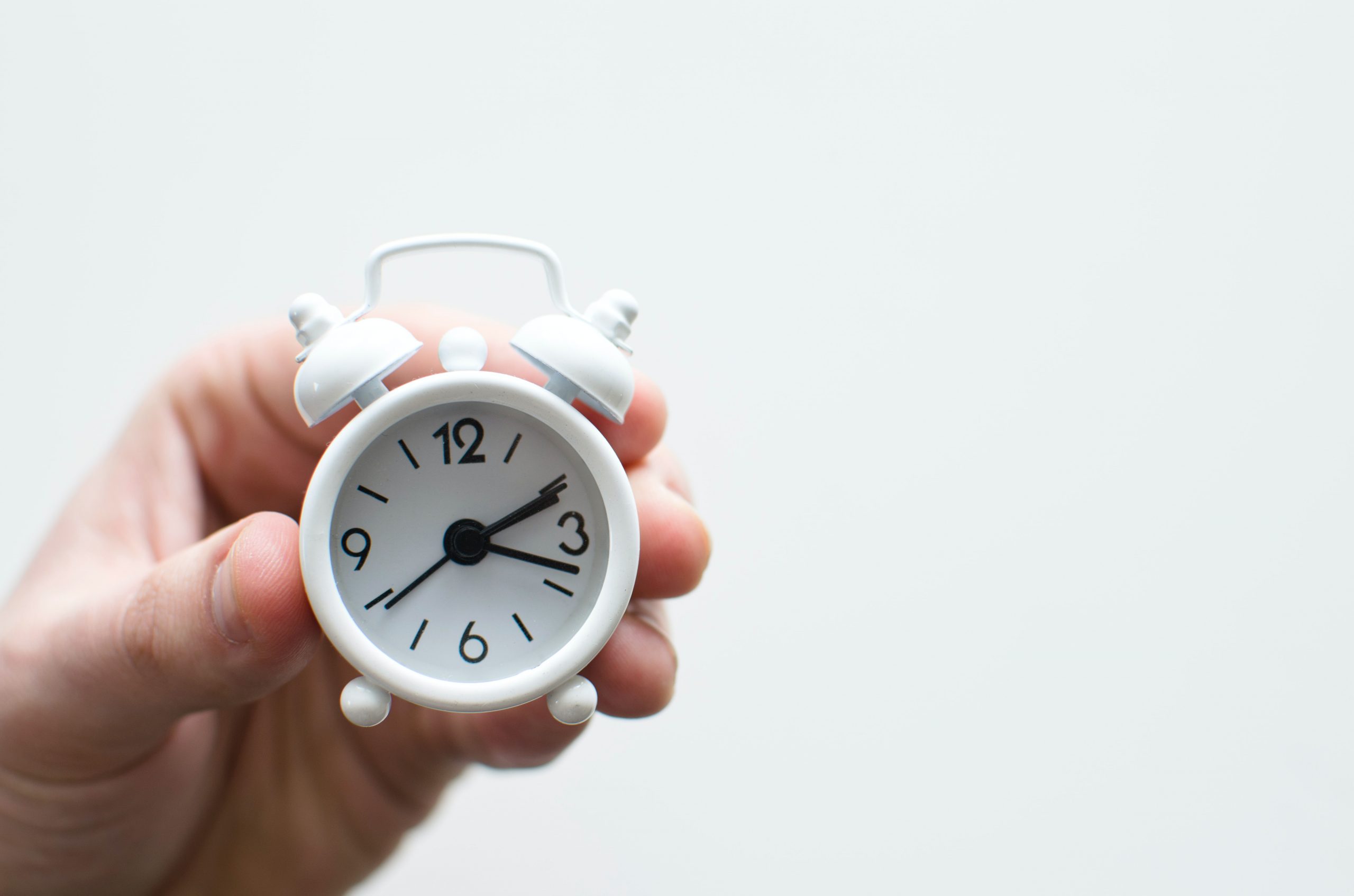 óra, clock
