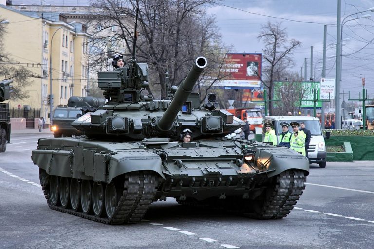 T-90 tank Oroszország