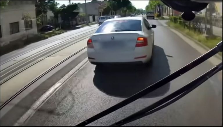 büntetőfékezés, autó