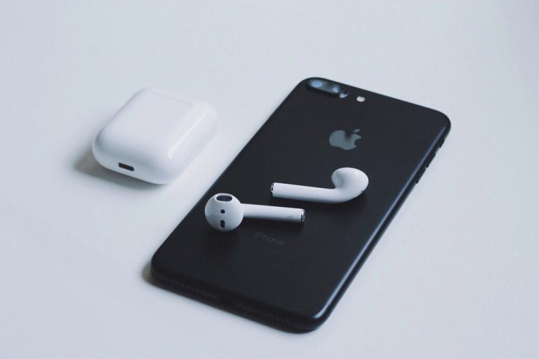 AirPods