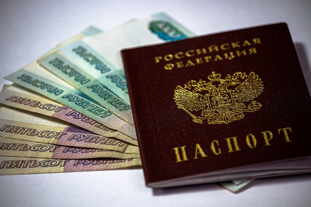 orosz útlevél rubvel