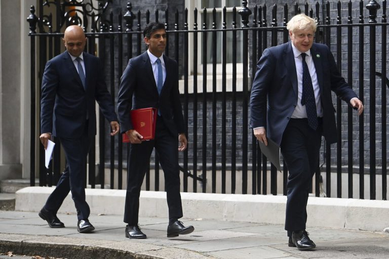 Johnson és miniszterei