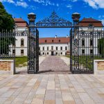 Pápa, Esterházy-kastély