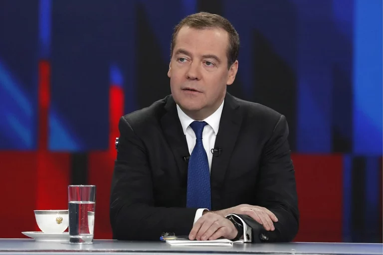 Medvegyev Oroszország