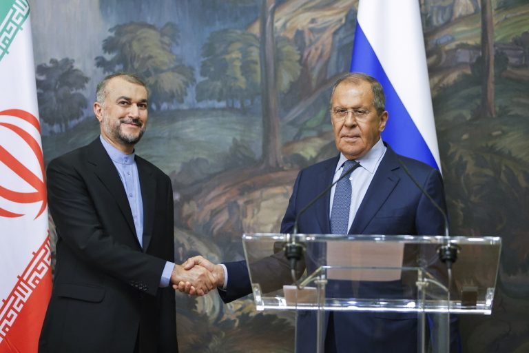 szergej lavrov irán együttműködés