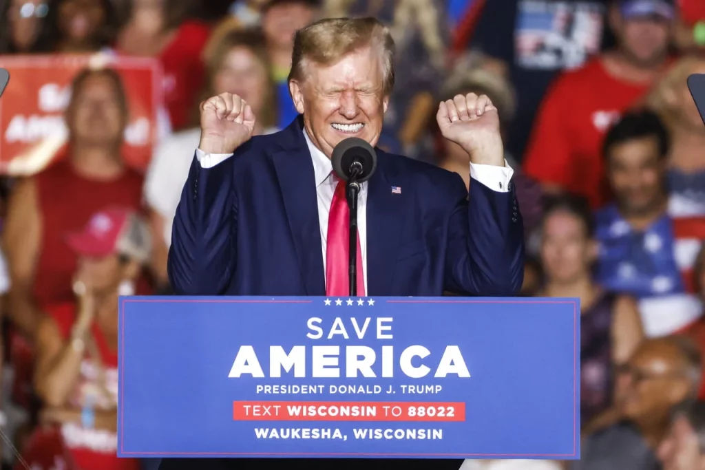 Trump elnök kampánykörúton