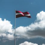 lettország zászlaja