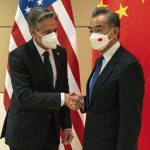 Blinken és Vang Ji