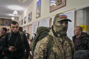 Frissen besorozott orosz katona