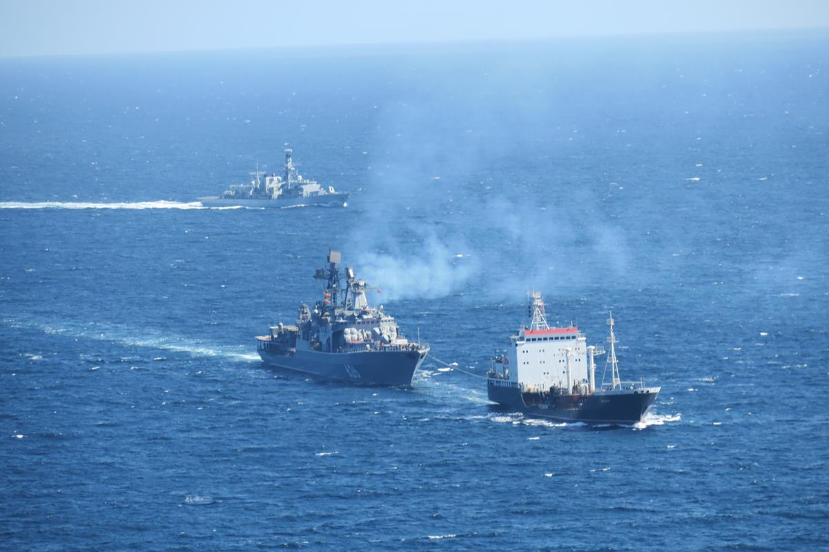 kíséret orosz hadihajó