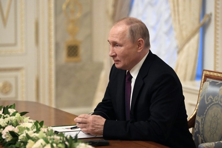 vlagyimir putyin szentpéterváron