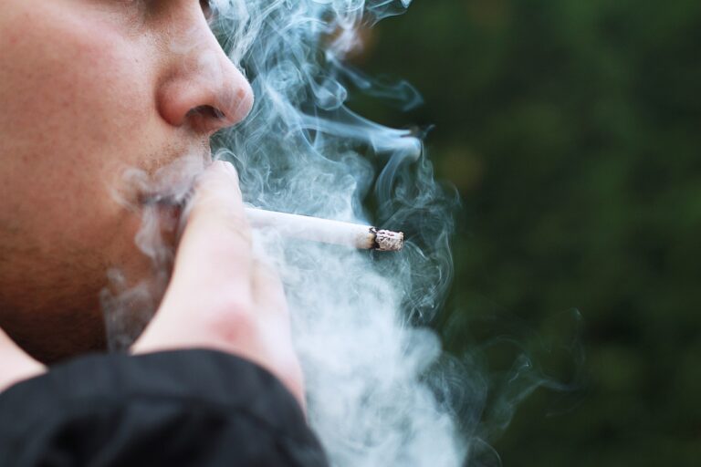 cigaretta dohányzás