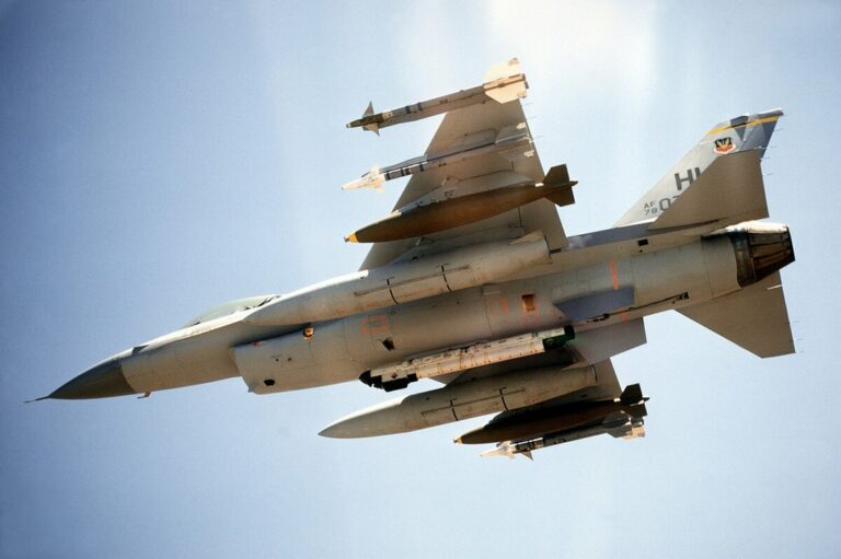 F-16 Falcon
