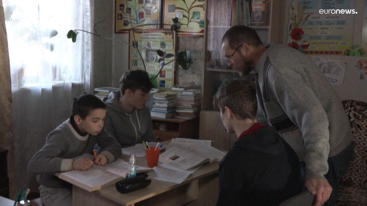 Olekszandr Pogorjlov ukrán tanár iskola otthon