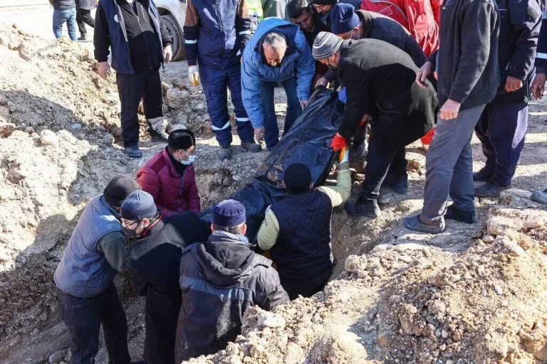 Temetés közben éledt újjá a szíriai férfi