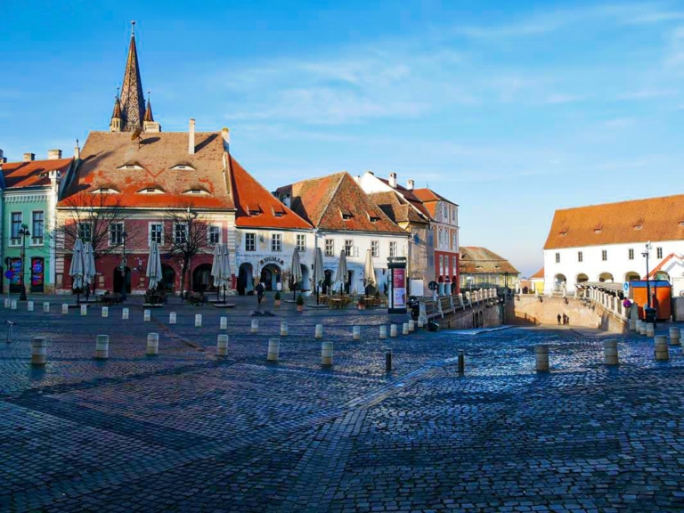 Út az alsó- és a felsőváros közt