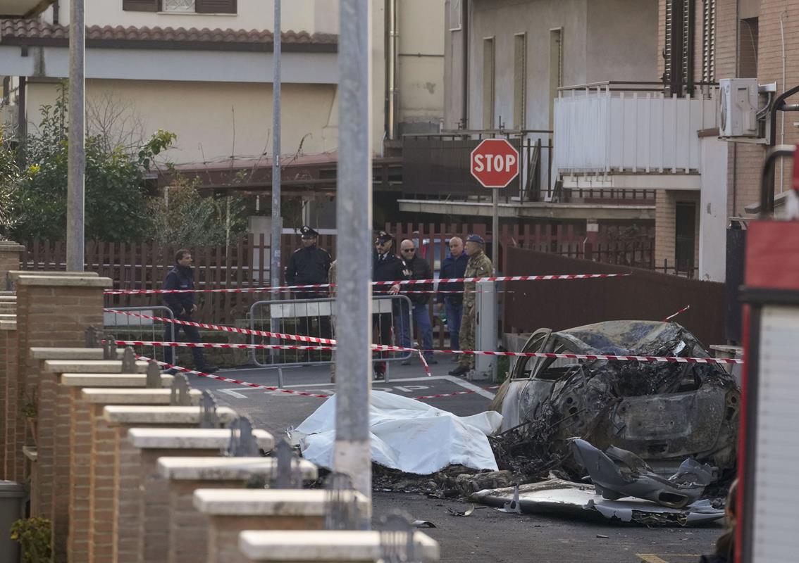 Olaszország két pilóta meghalt
