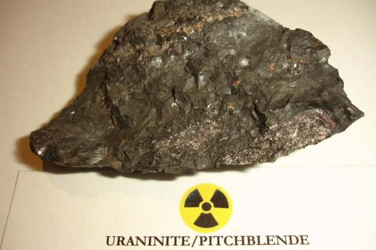 Uránium