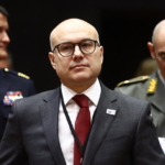 Milos Vicevic szerb védelmi miniszter