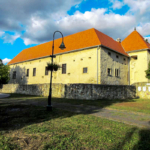 A vár nyugati oldala